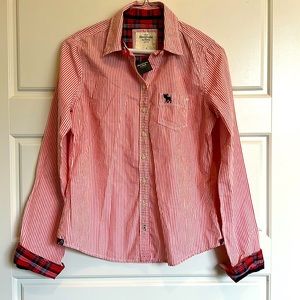 Abercrombie & Fitch button up shirt size Small NEW WITH TAGS